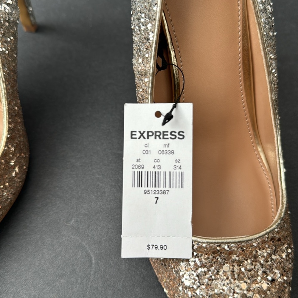 NWT- Sparkling Two-Tone Glitter Gold and Silver Express Pump Heel Size 7 - Picture 9 of 9